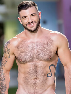 Ian Holms